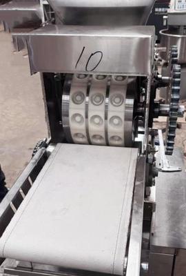 Paslanmaz Çelikten Yapılmış SUS304 Otomatik Pet Köpek Bisküvi Yapma Makinesi