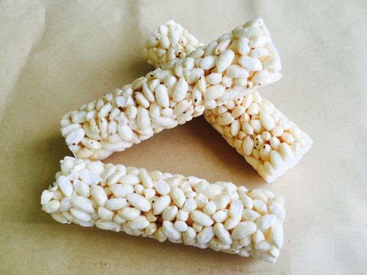 Makine Farklı Boyutları ve Şekilleri Şekillendirme Enerji Tahıl Bar Kalıp Bar