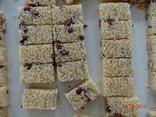 Kuş Tedavi Tohum Bar Şekillendirme Makinesi, tahıl bar yapıcı / Şekillendirme Makinesi