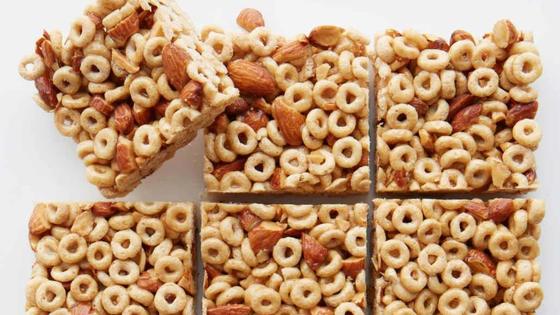Gıda Sınıfı 150mm 80pcs / Min Granola Bar Yapma Makinesi