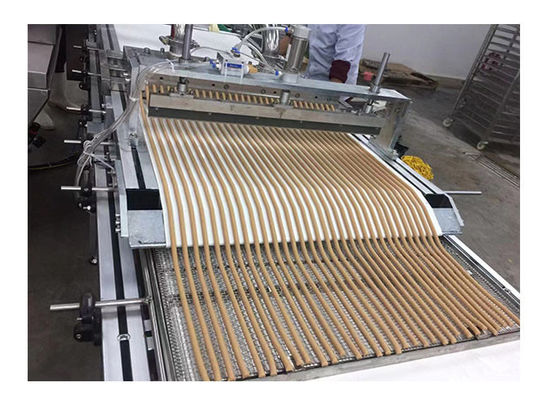 Doğal Köpek Sopa Aperatifler Sığır Sarsıntılı Et Şeritleri Et Kesme Makinesi Sticks