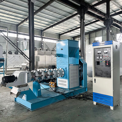 Çok fonksiyonel Pet Food Pellet Feed Processing Machine Birinde öğütme karışımı ve pellet